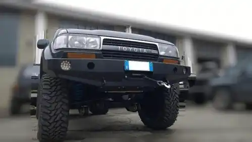Paraurti Anteriore Con Supporto Verricello Toyota HDJ80 Compra Adesso
