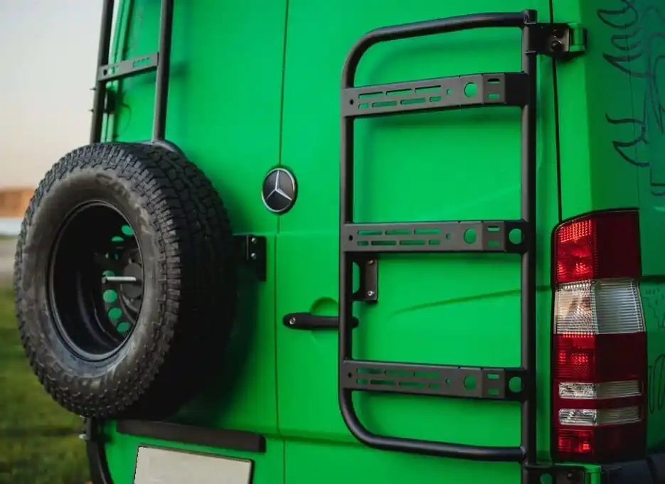 Cancello Posteriore Ruota Scorta Sinistro Mercedes Sprinter Must-Have