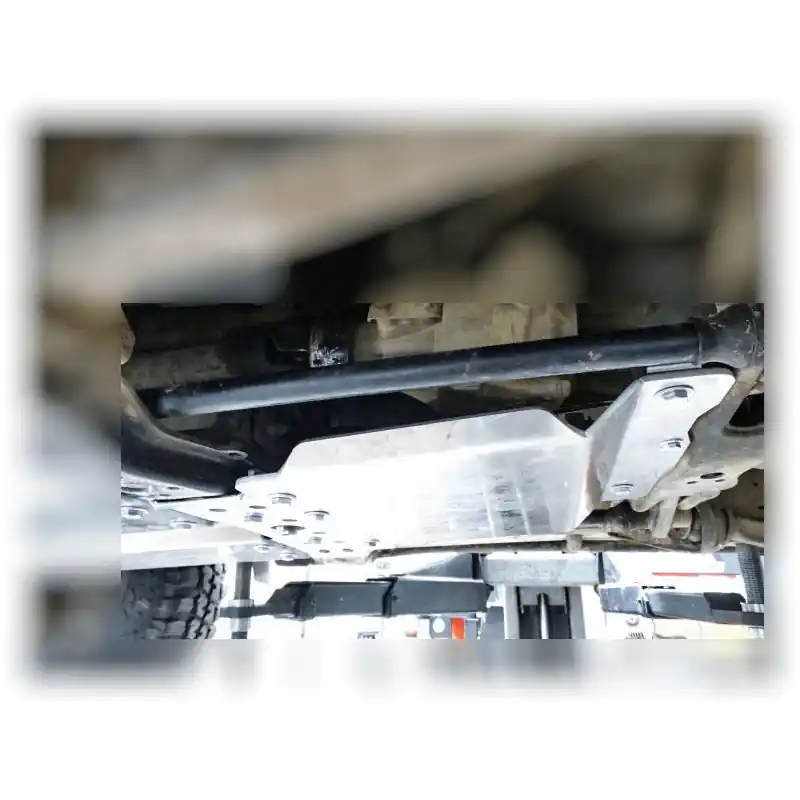 Piastra Protezione Riduttore Mitsubishi Pajero V20 – Alluminio Reso Gratuito