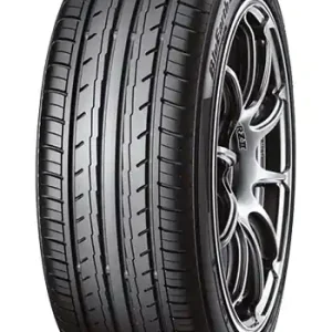 YOKOHAMA 165/60 HR15 TL 77H YOKO BLUEARTH ES32 Offerta